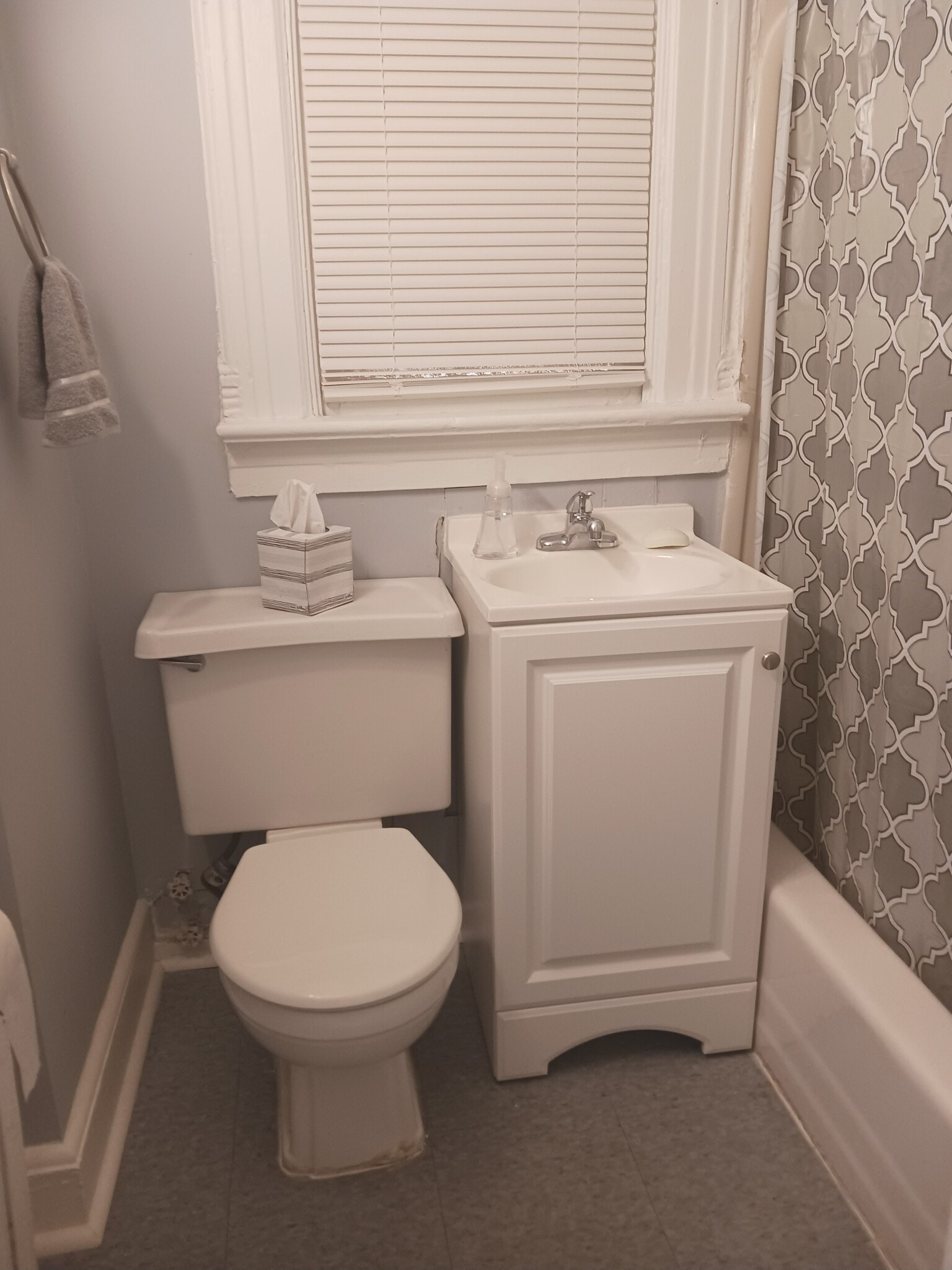 Building Photo - 39 Paterson St