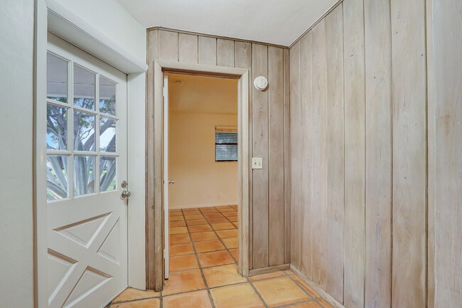 Building Photo - 705 Osprey Way