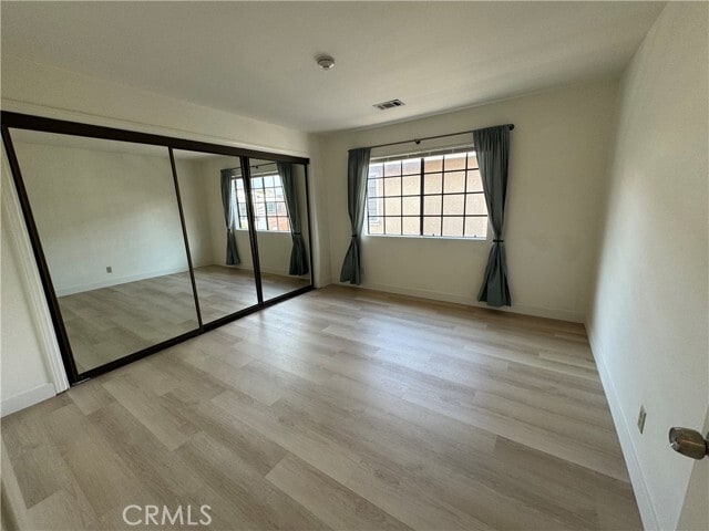 Building Photo - 526 S Catalina Ave