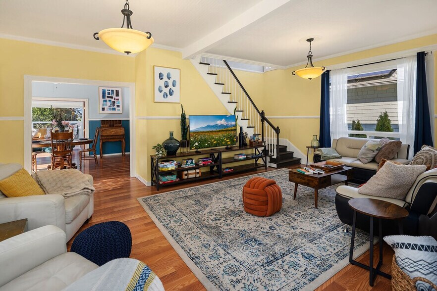 Building Photo - 3668 SW Othello St