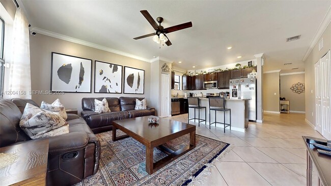 Building Photo - 154 SE 23rd Terrace