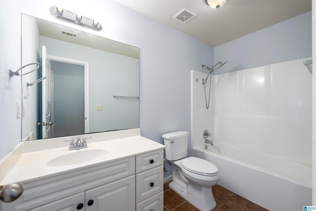 Building Photo - 2217 Chalybe Dr