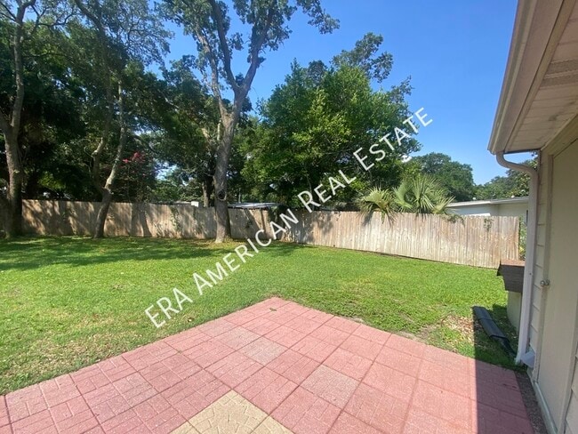 Building Photo - 9 Okahatchee Cir SE