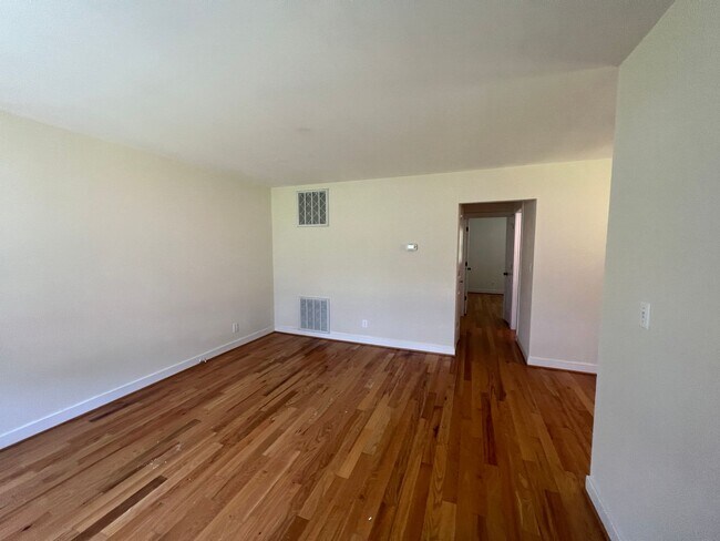 Building Photo - 5677 Myrtle St