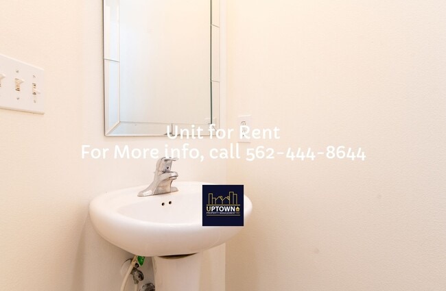 Building Photo - Townhome - 2 Bedrooms-2.5 Baths - Brea