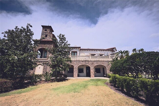 Building Photo - 16907 Verona Pl