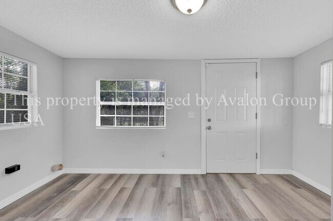 Building Photo - 9076 1st Ave