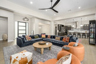 Building Photo - 8742 E Woodley Way