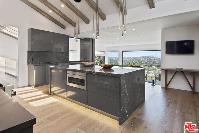 Building Photo - 4130 Parva Ave