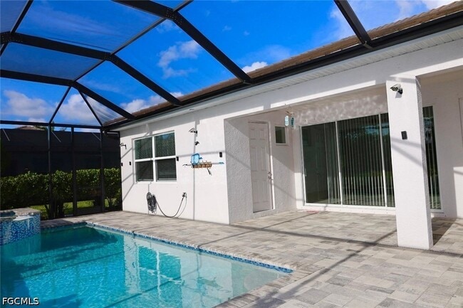 Building Photo - 28000 Longboat Key Run