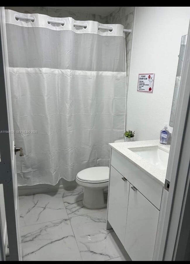 Building Photo - 8016 NW 14th Pl