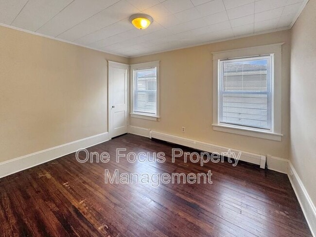 Building Photo - 507 Rural Ave