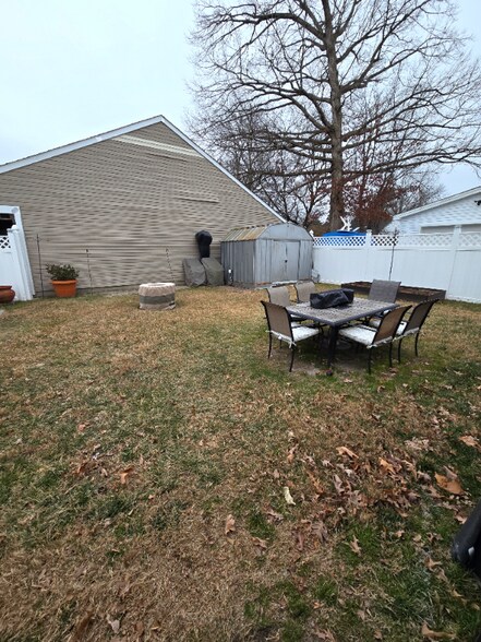 Building Photo - 601 Bridgewater Arch