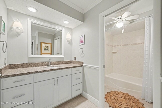 Building Photo - 2160 N Hwy A1A