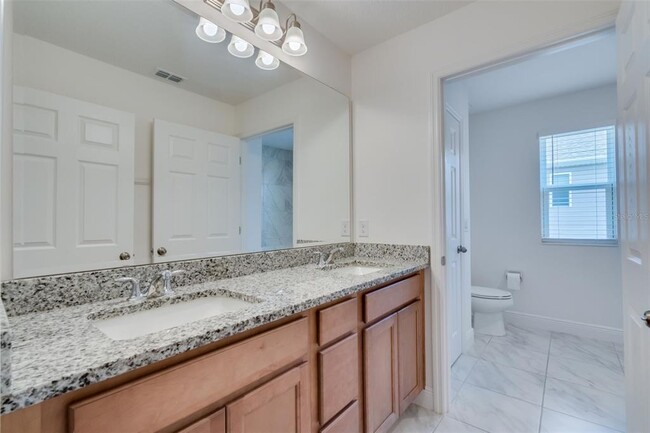 Building Photo - 7818 Syracuse Dr