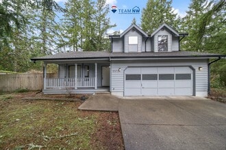 Building Photo - MOVE IN READY! Lake Forest home - 3 bedrooms - North Thurston School District