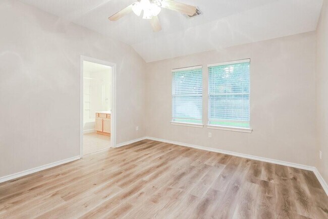 Building Photo - 2826 Trinity Glen Ln