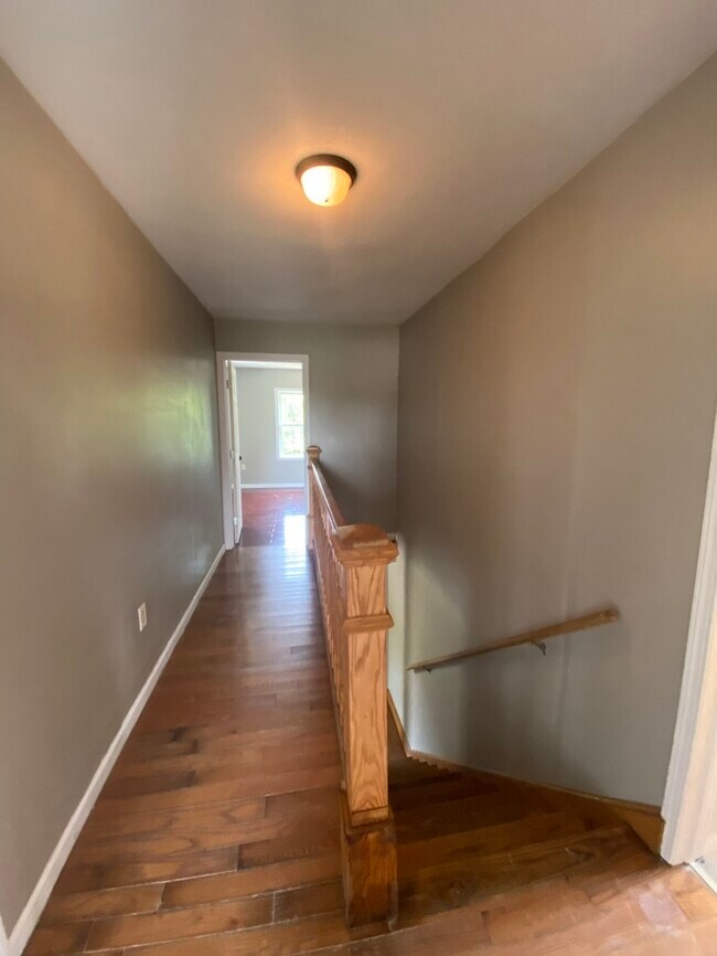 Building Photo - Gorgeous 3/4 bedroom 3 bath house for rent!