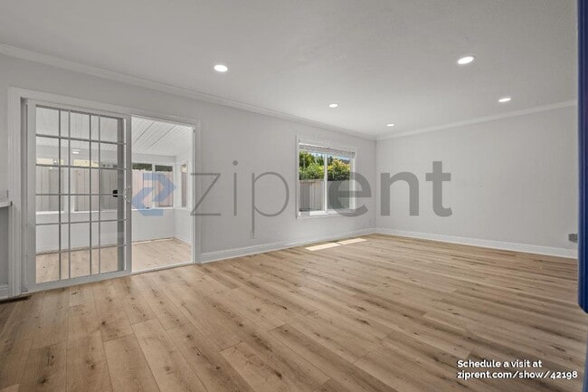 Building Photo - 4574 Ellen Way