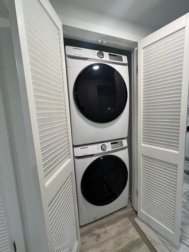 Washer and dryer units - 3807 Fulton St NW