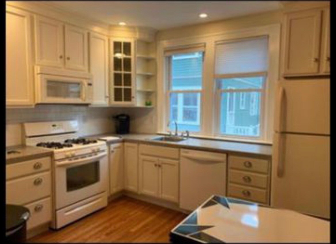 Building Photo - 364 Woodward Ave