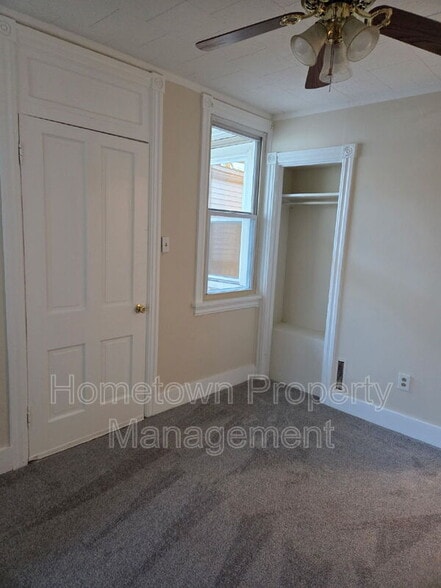 Building Photo - 309 Mifflin St