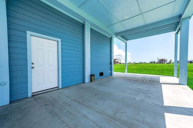 Building Photo - 4019 Mitote Dr