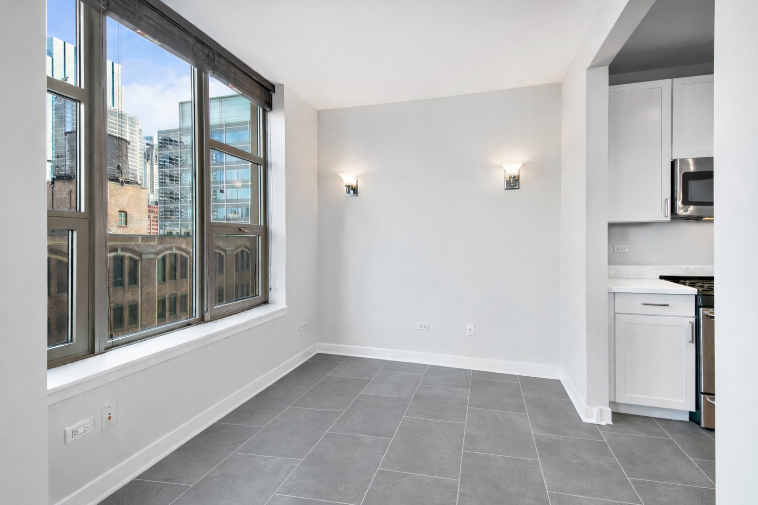 Building Photo - 200 N Jefferson St