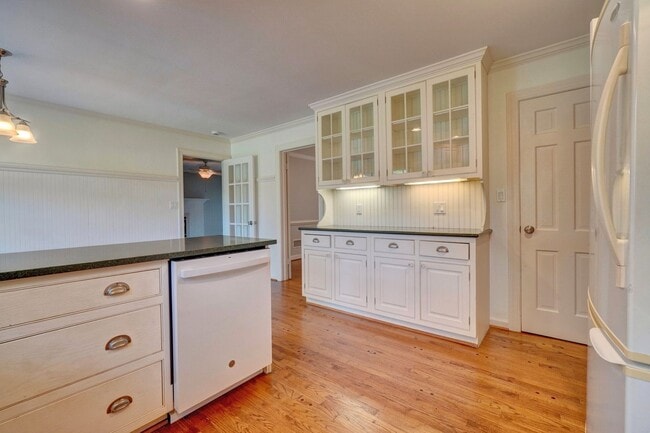 Building Photo - Available NOW! WATERFRONT Home in Witchduc...