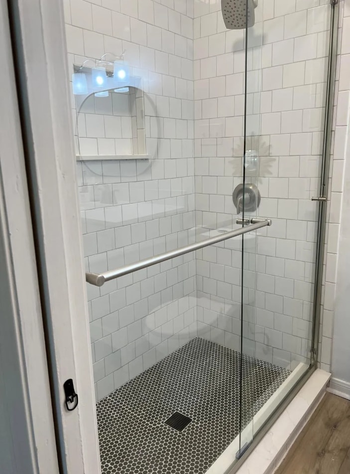 Building Photo - 18333 Roehampton Dr