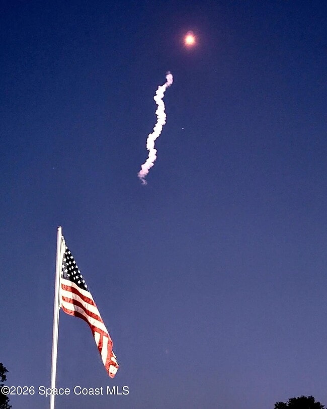 Building Photo - 3 Indian River Ave