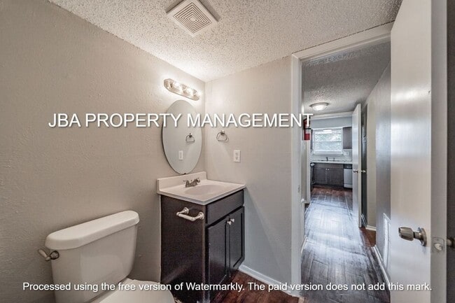 Building Photo - 1755 Farleigh Ct