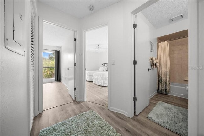 Building Photo - 2925 N Rivers Edge Blvd