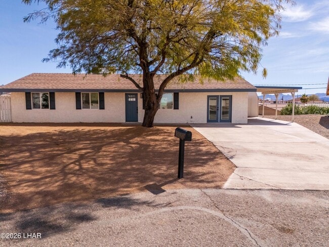 Building Photo - 2150 Lake Havasu Plaza