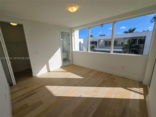 Building Photo - 10289 NW 75th Terrace