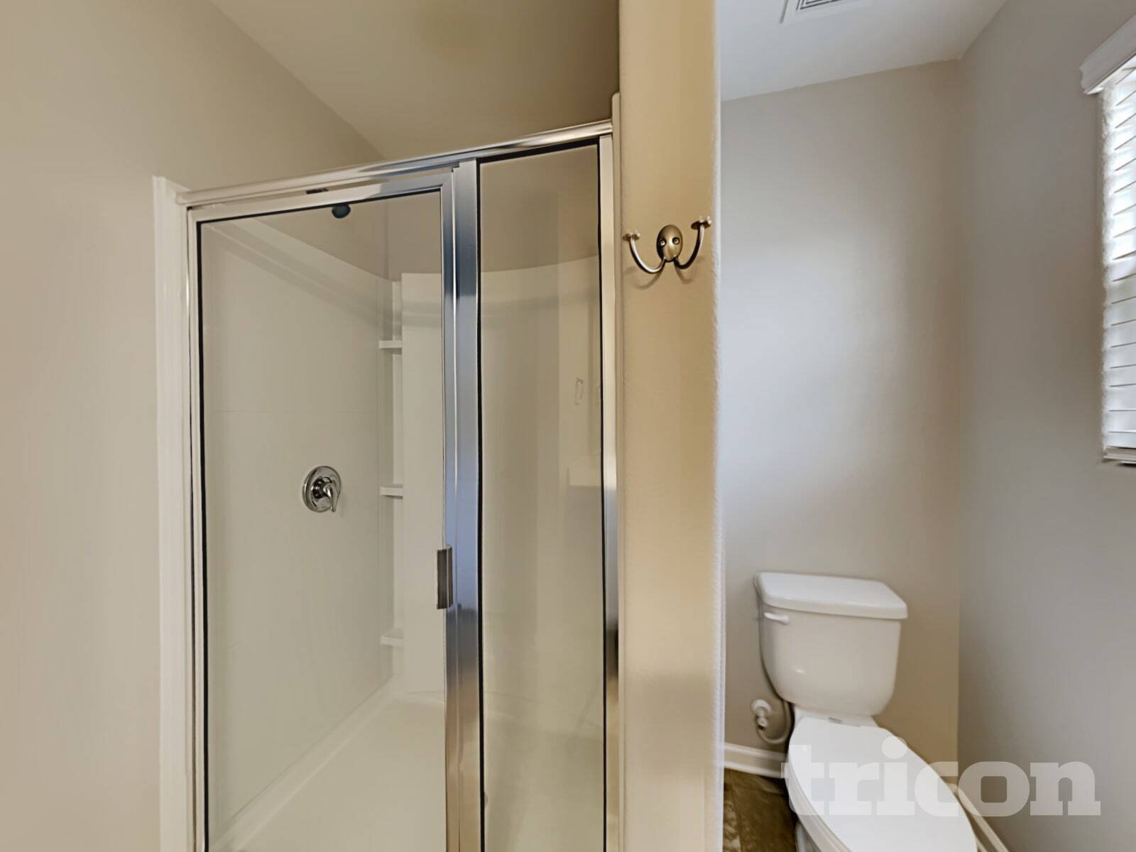 Building Photo - 933 Joselynn Drive