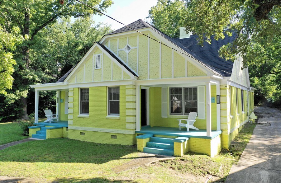 Building Photo - 120 S Harden St