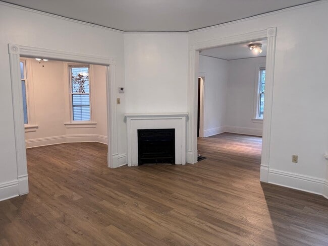 Building Photo - 2577 N Frederick Ave