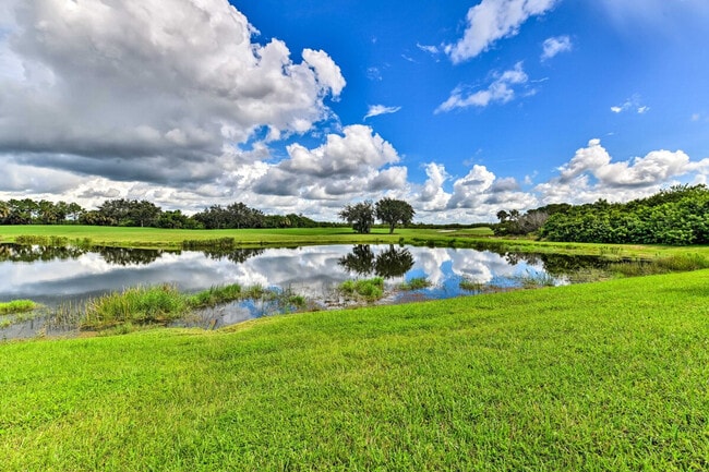 Building Photo - 7121 River Hammock Dr