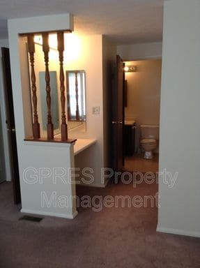 Building Photo - Townhouse for rent