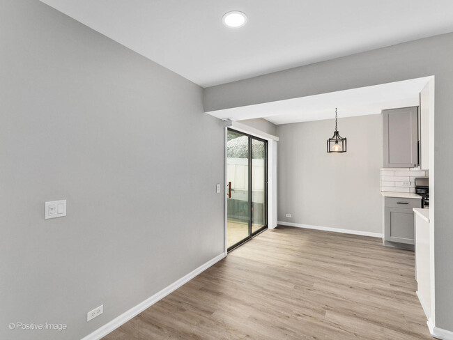Building Photo - 721 Sunfish-