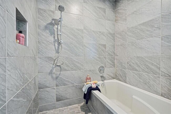 Building Photo - 2095 W Atlantic Ave