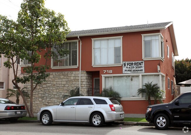 Building Photo - 718 E 6TH St