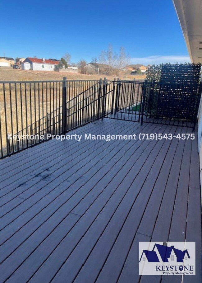 Building Photo - $948 Off Move In Special! Spacious Pueblo West Duplex 3 Bed/3 Bathroom Unit with 2 Car Garage  $1...