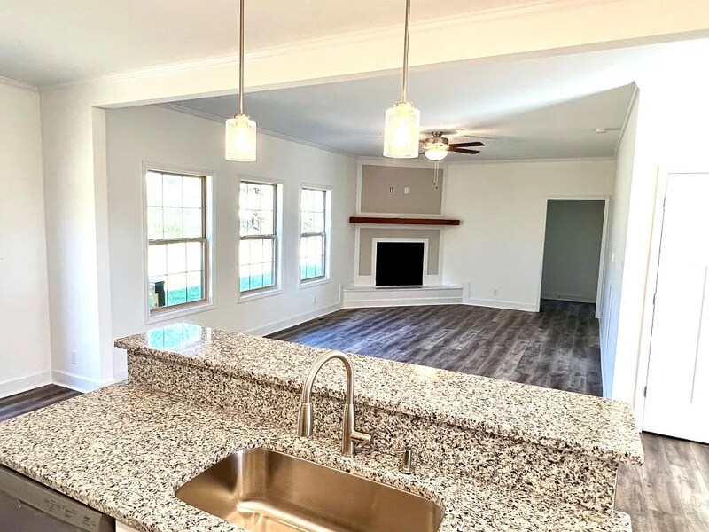 Building Photo - 122 Ted's Trail