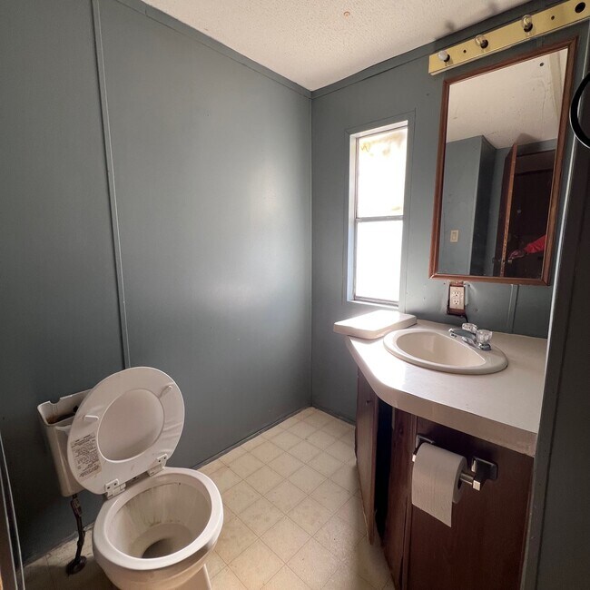 Building Photo - 1481 Holly Grove Rd