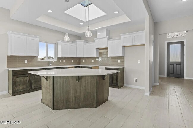 Building Photo - 1408 Harlan Pt