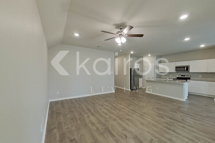 Building Photo - 124 Yardley Ct