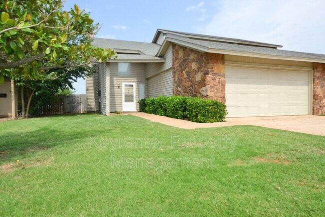 Primary Photo - 10209 Shadowridge Dr