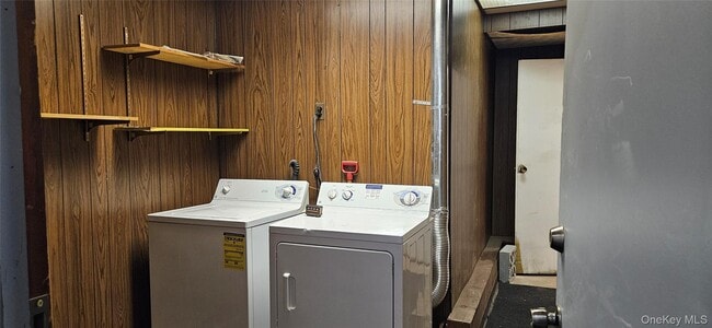 Building Photo - 276 Parkside Dr